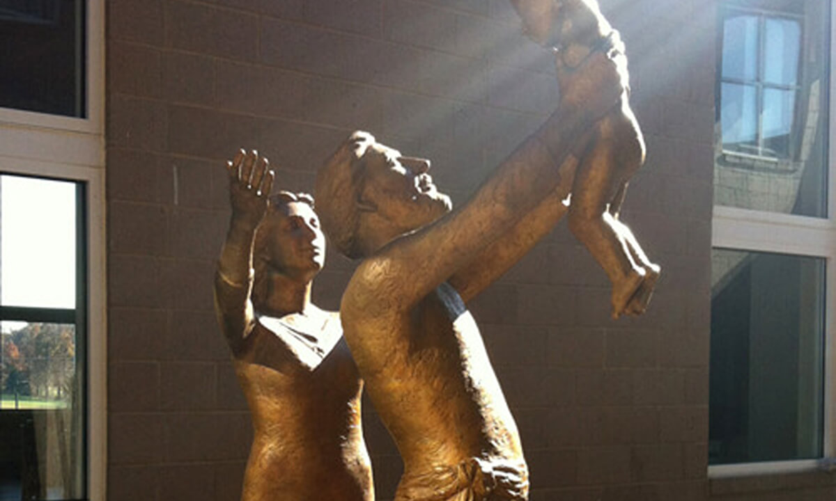 Inspiring Beautiful Religious Sculpture – Holy Family – St. Thomas More Church, Paduca, KY