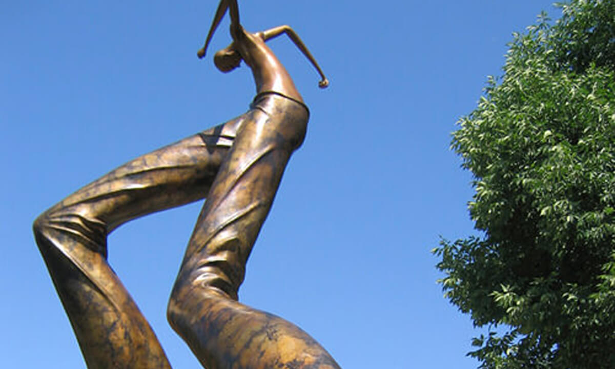Monument in Right Foot Major – Monumental Bronze Sculpture