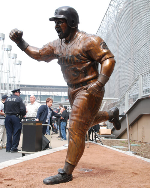 Puckett baseball bronze Unveiling